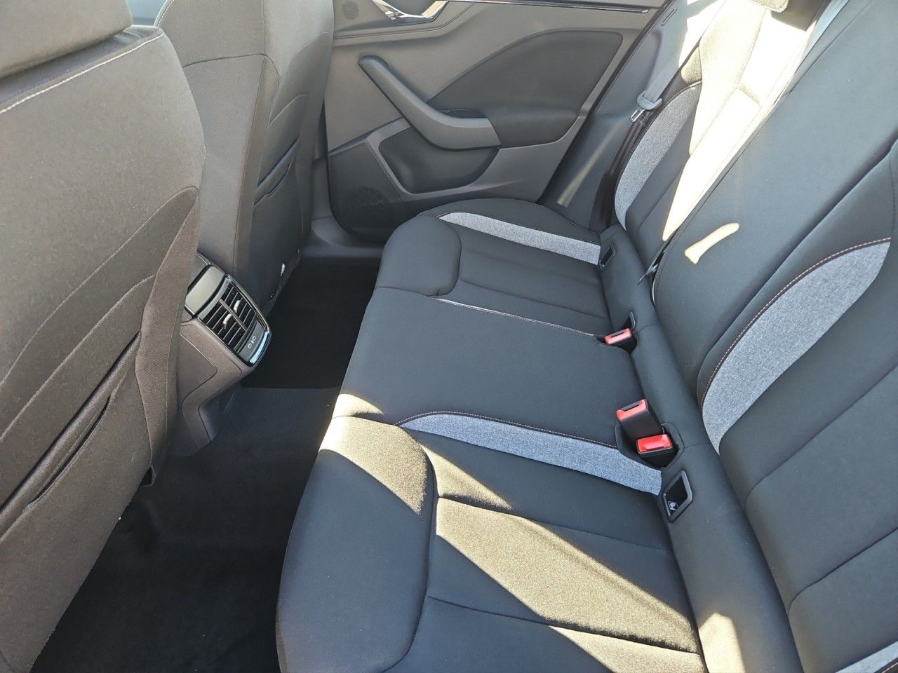 Fahrzeugabbildung SKODA Scala Selection 1.0 TSI 85 kW DSG,LED,Freisprech