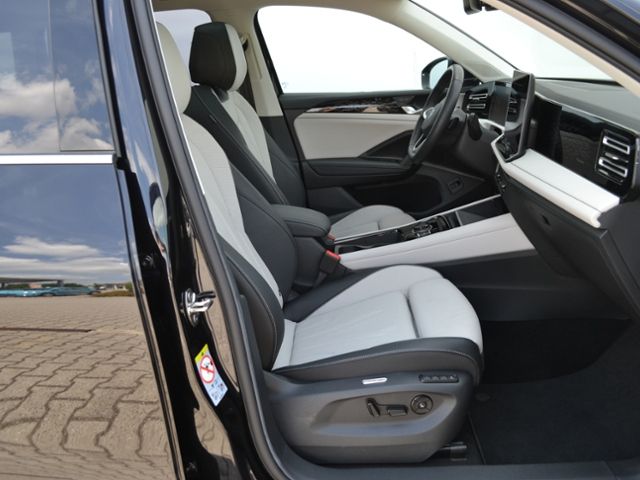 Tiguan 2.0 TDI DSG Elegance UPE: 65.801€/AHK/PAN