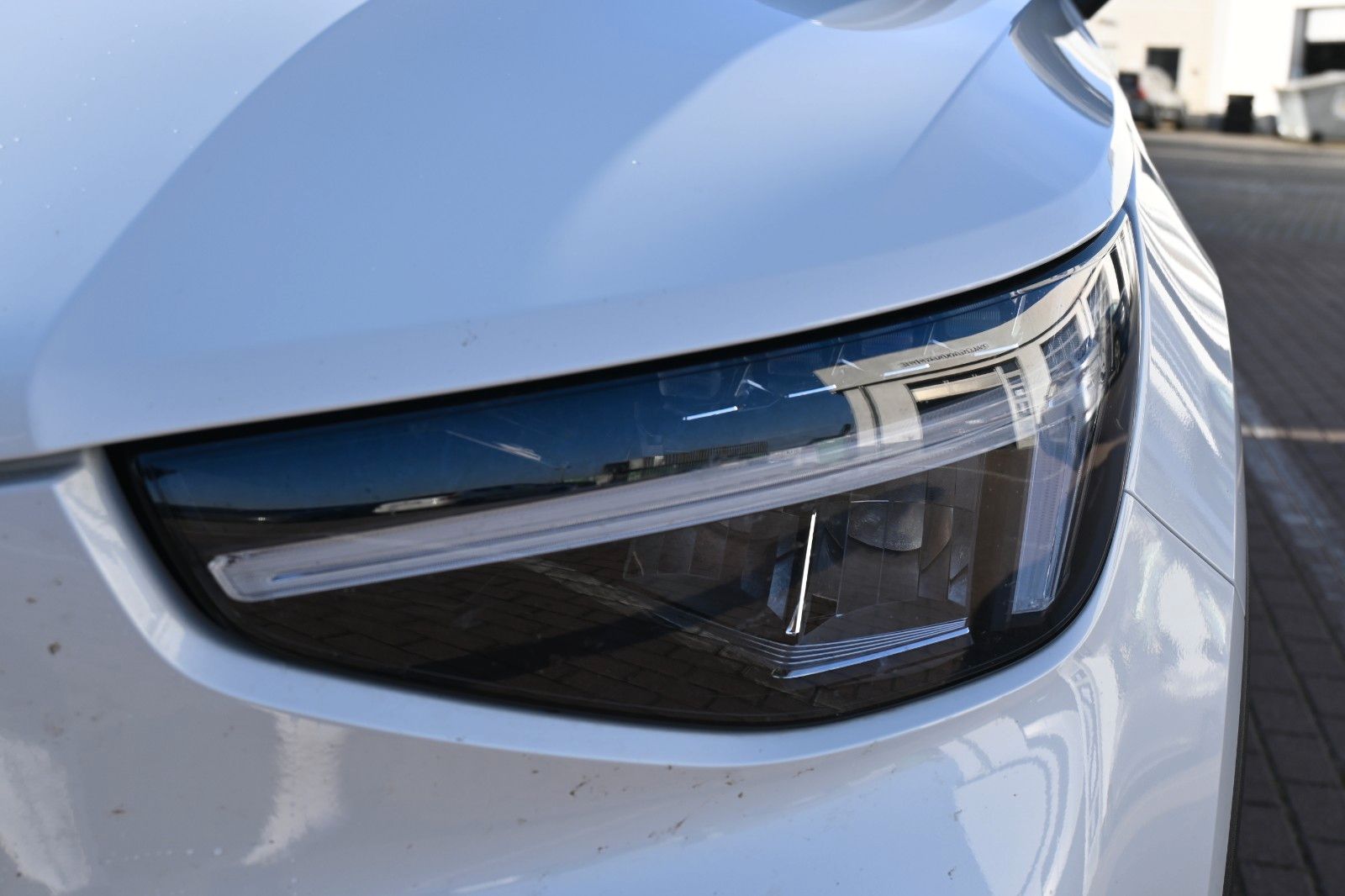 Fahrzeugabbildung Volvo C40 Recharge Pure Electric Plus *LED*STHZ*BLIS