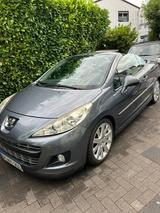 Peugeot 207 CC Platinum 120 Platinum - Peugeot 207 in Köln