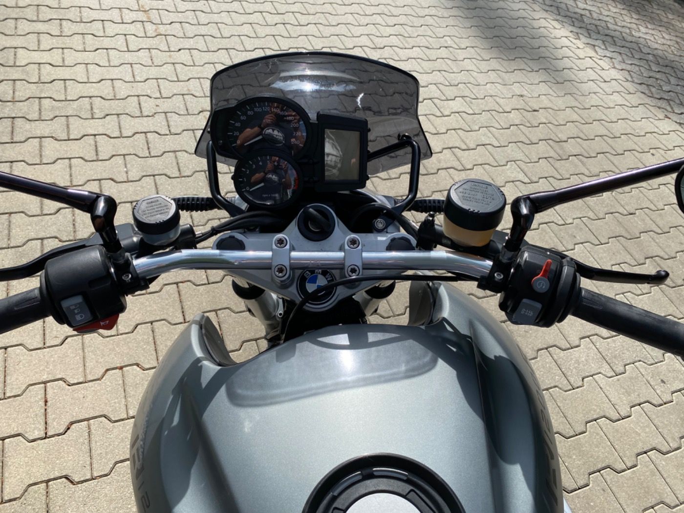 Fahrzeugabbildung BMW R 1200 R Koffersatz