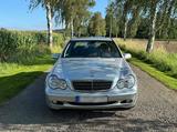 Mercedes-Benz Mercedes C180 W203 Limousine Top Zustand -... - Mercedes-Benz C 180: W203