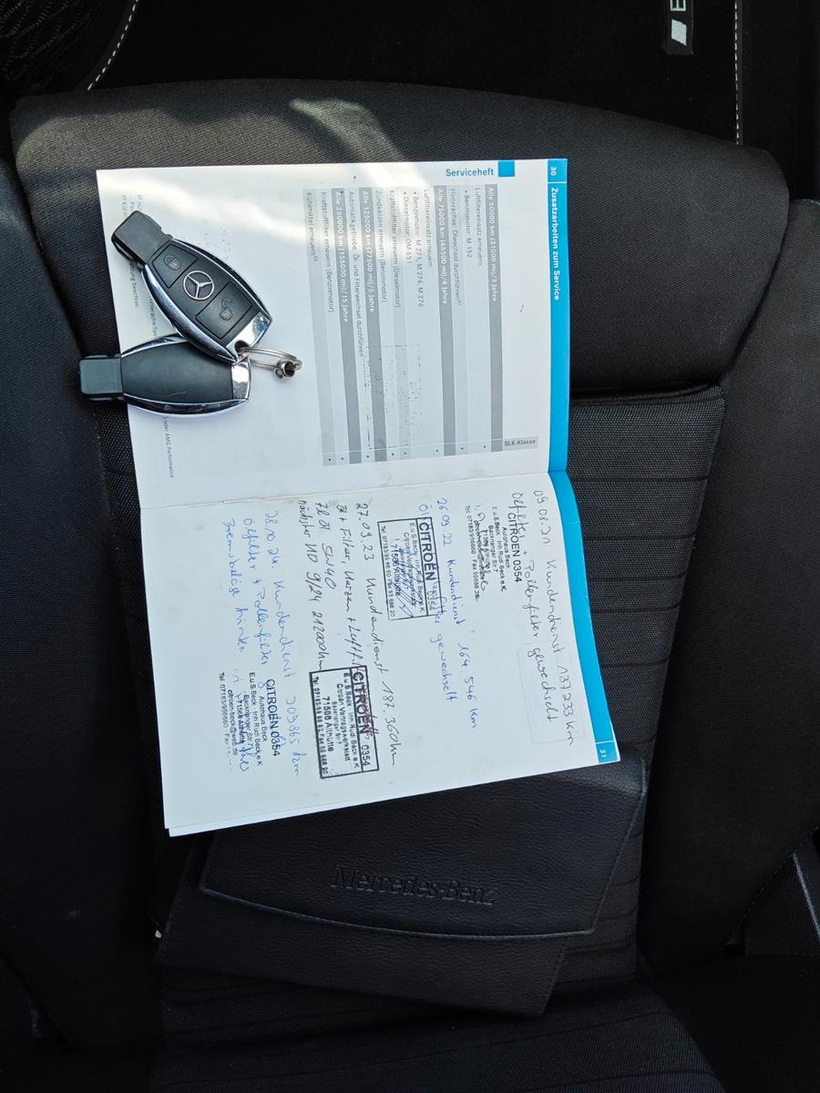Mercedes-Benz C200 2015 — photo 11