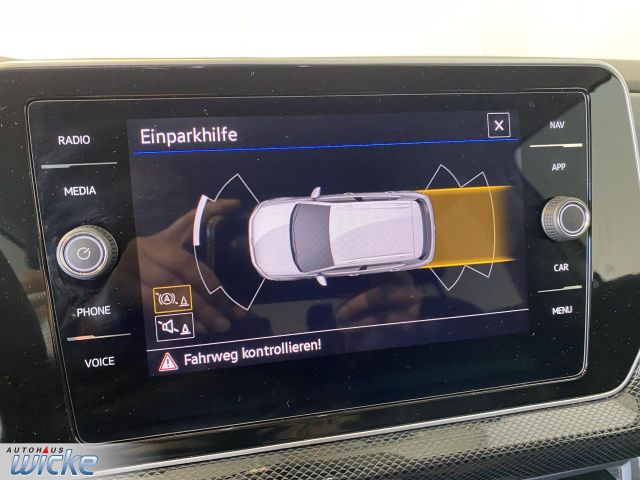 T-Cross 1.0 TSI DSG Style NAVI KLIMA PDC LED