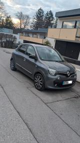 Renault Twingo Cosmic ENERGY TCe 90 EDC Cosmic - Renault Twingo: Cosmic