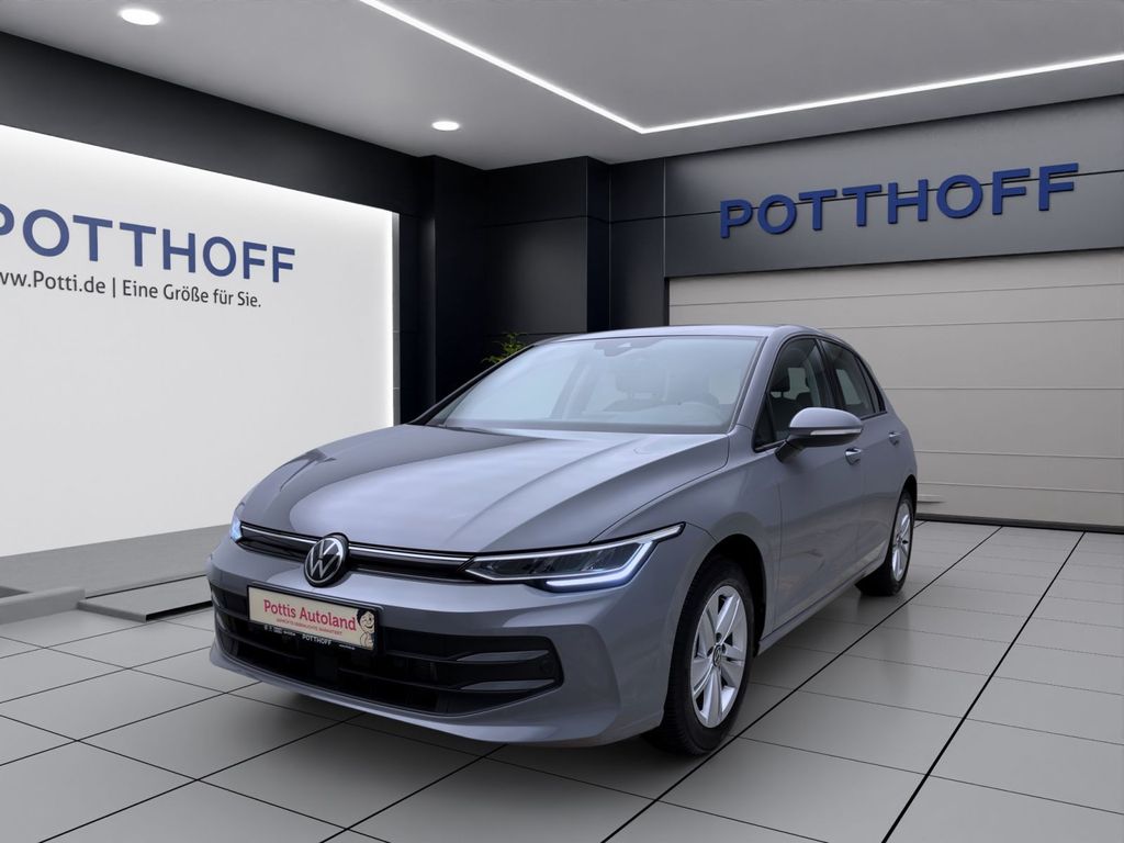 Golf 1.5 eTSI DSG LIFE KAMERA PDC LED SITZHZG