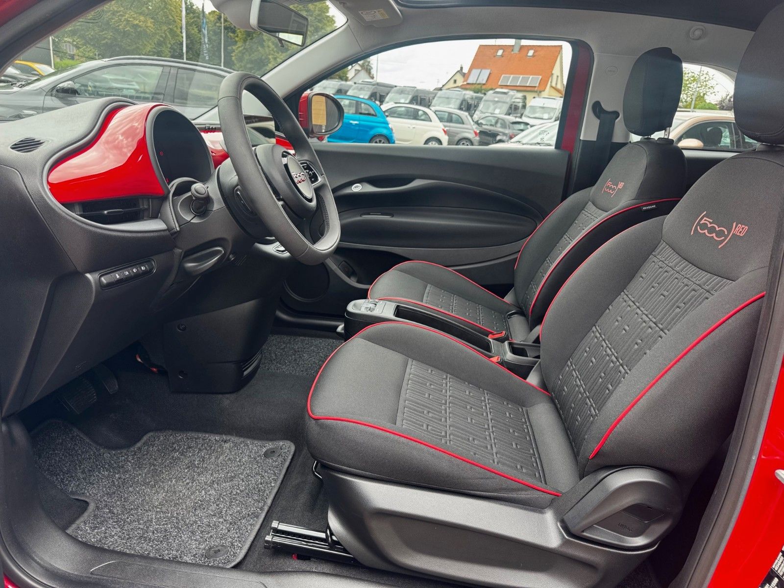 Fahrzeugabbildung Fiat Neuer 500E Cabrio (RED) NAVI KAMERA SITZHEIZUNG