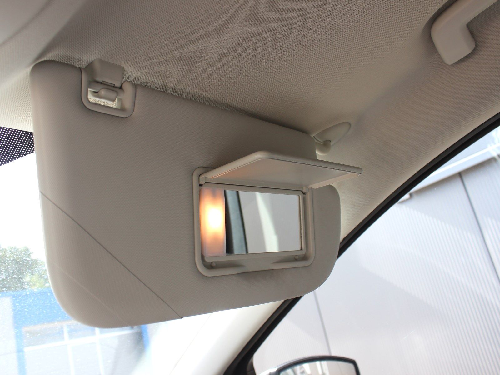 Fahrzeugabbildung Ford Kuga Cool & Connect 2,0 TDCi 4x2 Start/Stopp