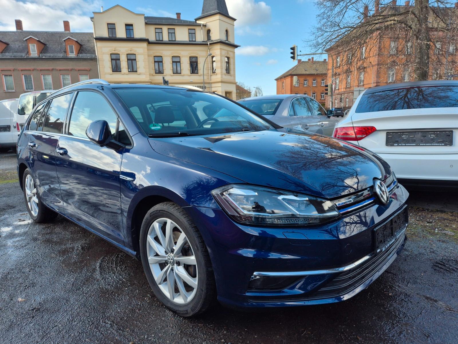 Volkswagen Golf VII Variant,1.5TSi,Highline,Navi,LED,RFK