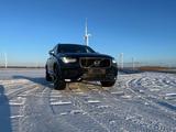 Volvo XC90 D5 AWD Geartronic R-Design R-Design - Volvo XC90: Geartronic