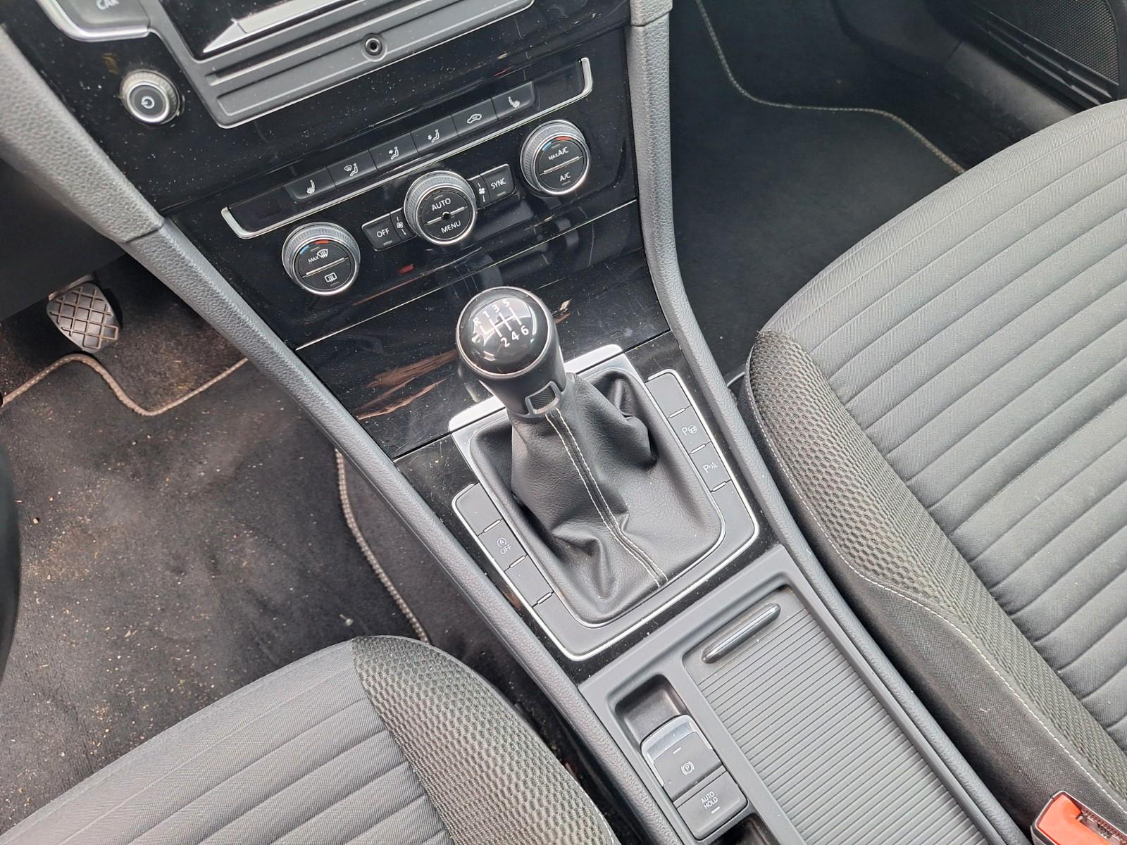 Volkswagen Golf VII Variant Comfortline BMT