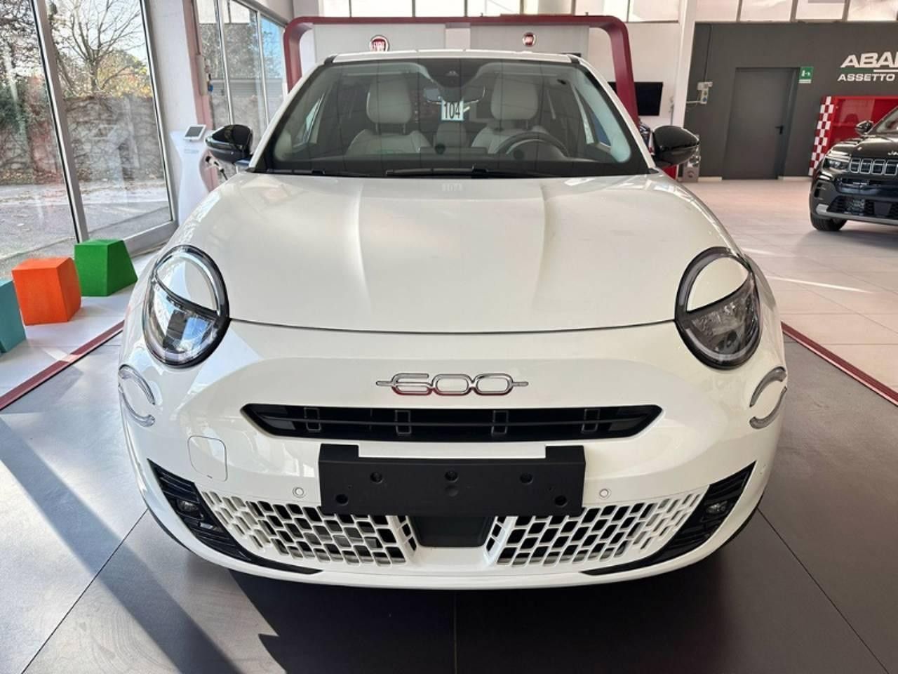 Fiat FIAT 600 IV 2023 - 600 1.2 La Prima 100cv imagem 2