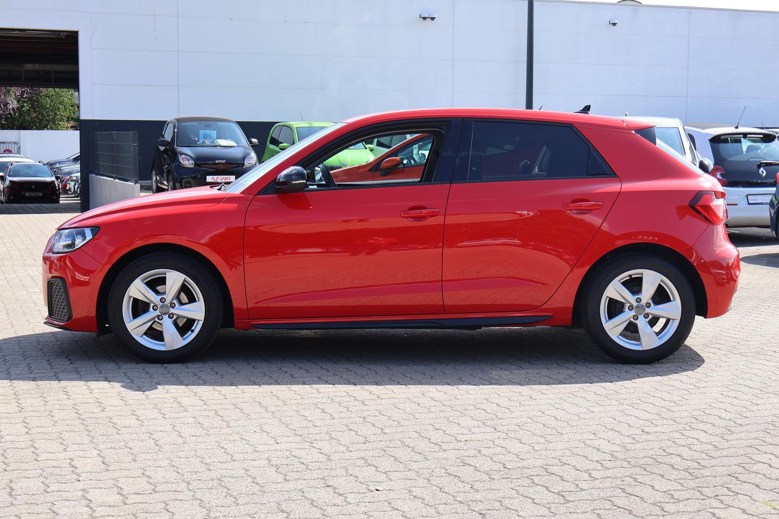 Audi A1 Sportback 25 1.0 TFSI Navi Tempomat PDC, миниатюра 3