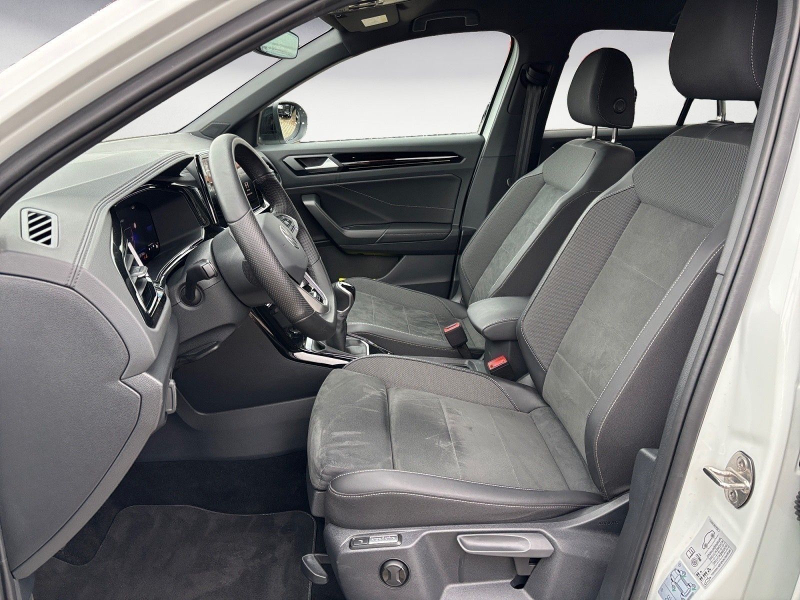 Volkswagen T-Roc - Bild 7