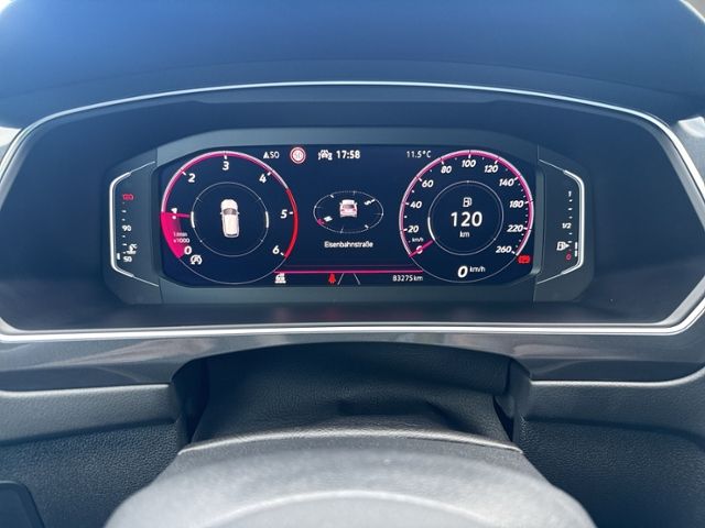Tiguan 2.0 TDI R-LINE STANDHZ+IQ.LIGHT+NAVI+ACC+