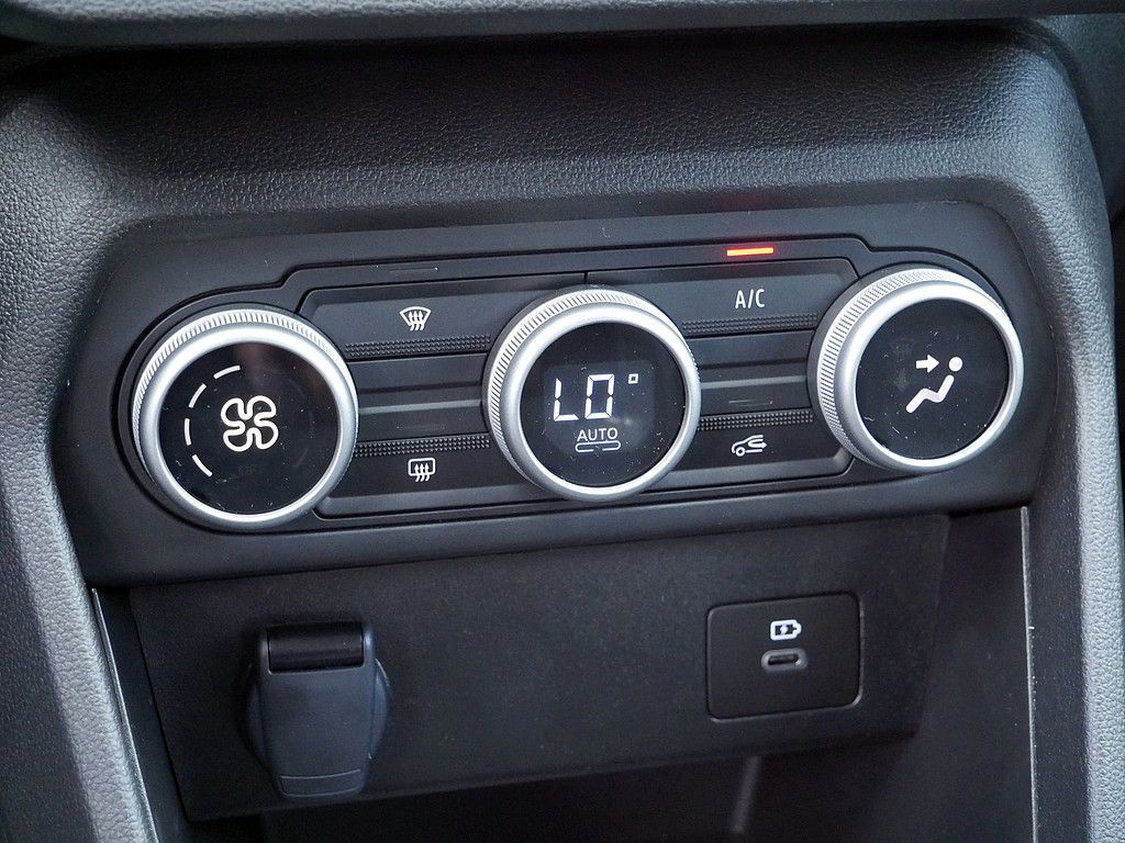 Fahrzeugabbildung Dacia Sandero Journey TCe 90