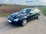 Mercedes-Benz C 30 AMG C 30 CDI AMG Sportcoupé AMG - Mercedes-Benz C 30 AMG mit Diesel-Antrieb