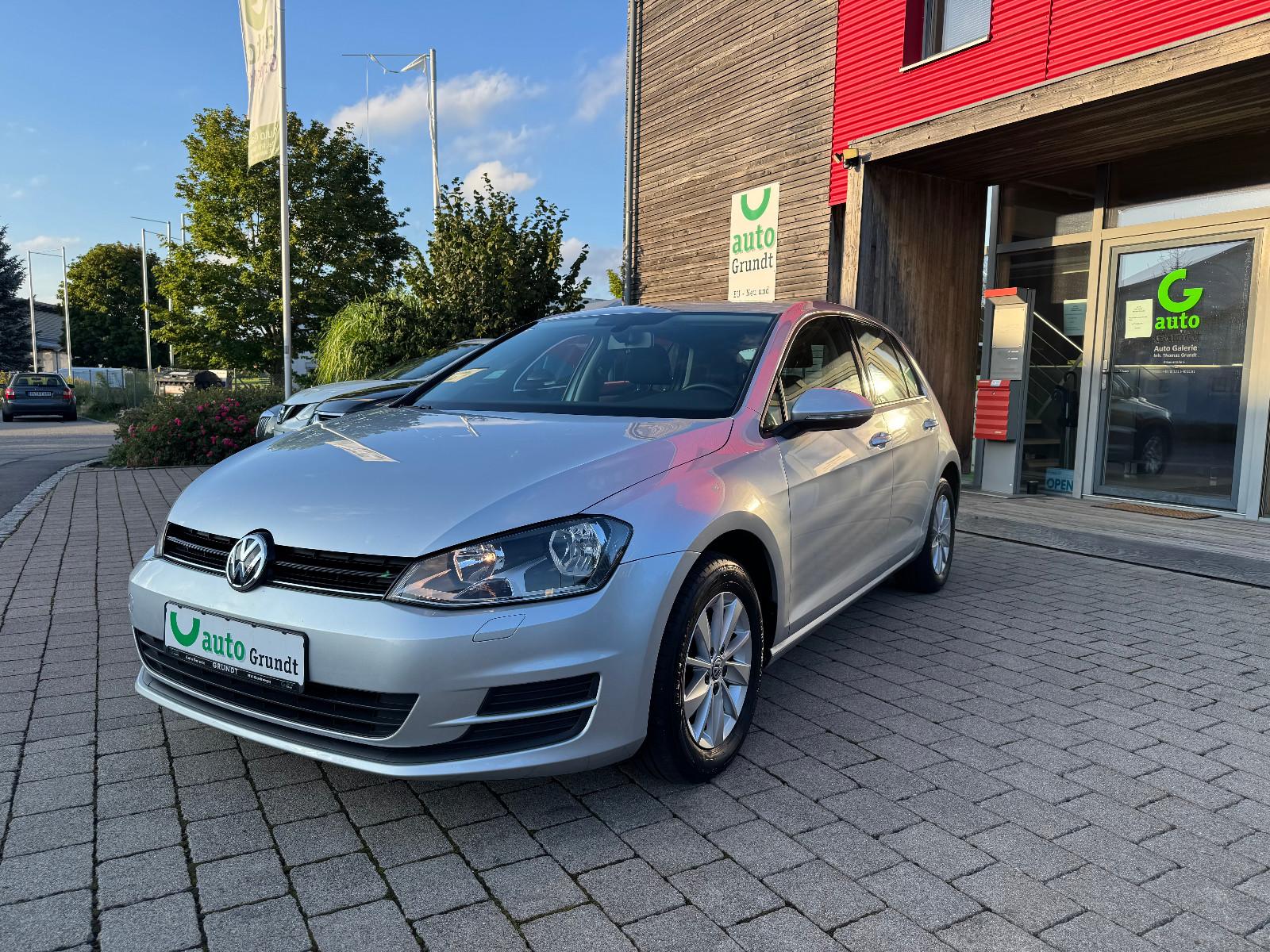 Volkswagen Golf VII Lim Trendline BMT Klimaautom. Sitzheiz.