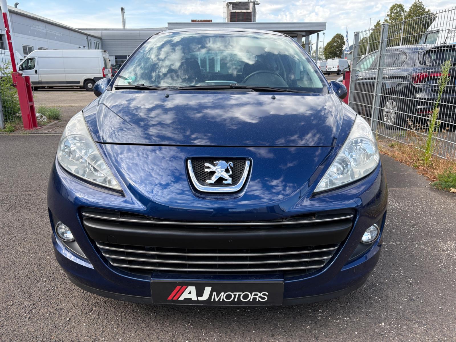 Peugeot 207 Premium Edition AUTOMATIK