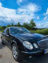 Mercedes-Benz Mercedes Eklasse W211  E270 - scheckheftgepflegte Mercedes E 270