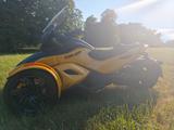 Can-Am ST-S - TRIKE VON 751 BIS 1000 CCM