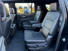 CHEVROLET Suburban 5.3l V8 Premier 4x4*LED*Panodach