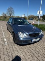 Mercedes-Benz E 240 4MATIC AVANTGARDE Avantgarde - gebrauchte Mercedes-Benz E 240 aus dem Jahr 2005