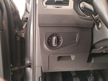 Volkswagen Tiguan - 8
