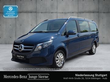 Mercedes V 220 - 1