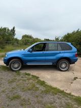 BMW X5 E53 4.4i V8 mit Gas - BMW X5 aus 2004: 4.8