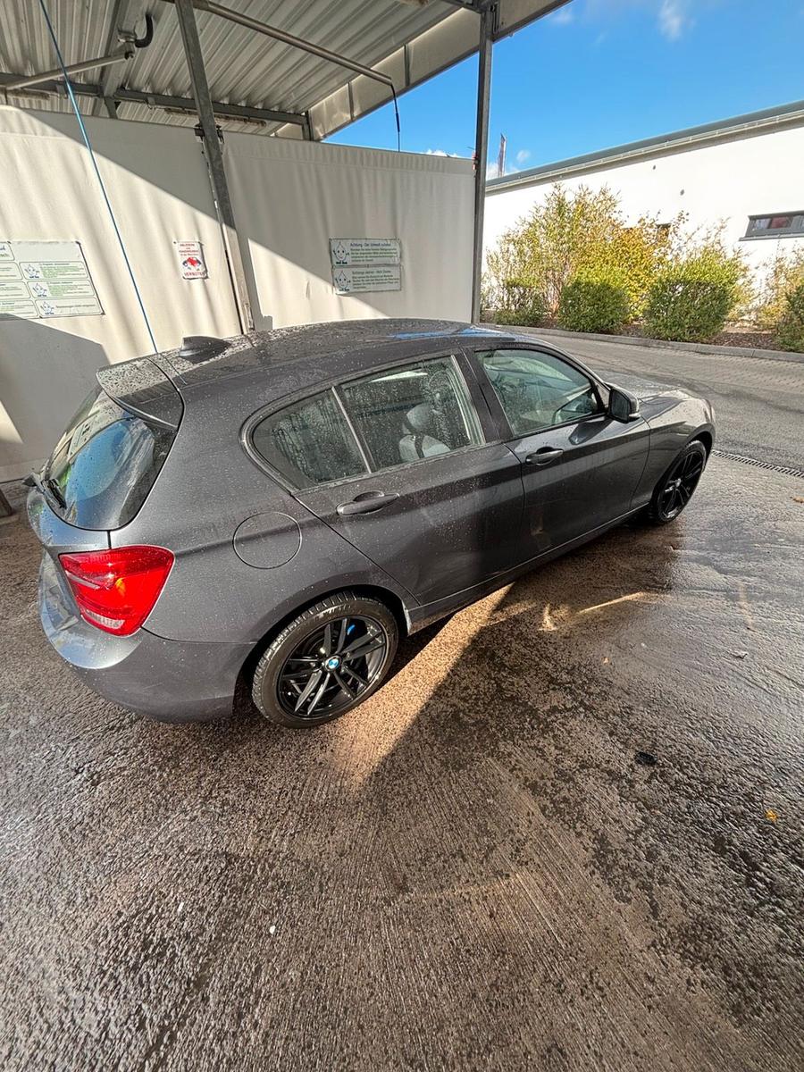 BMW 118 2014 — двигун 143 HP (105kW)