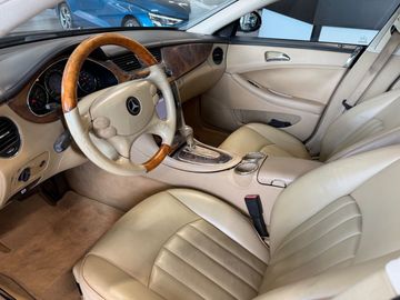 Mercedes CLS 500 - 11