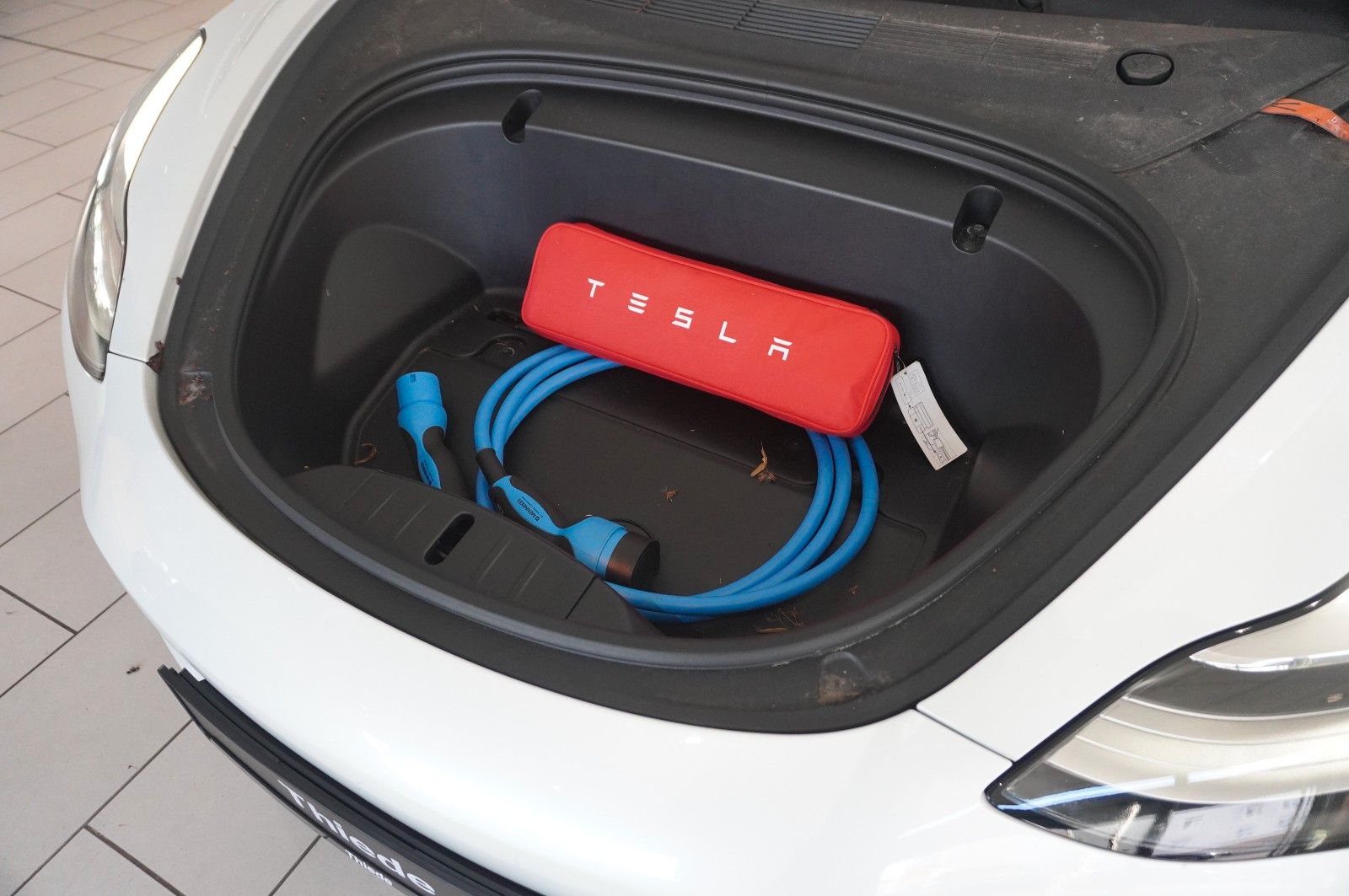 Fahrzeugabbildung Tesla Model 3 LONGRANGE DUAL-MOTOR NAVI/KAMERA/SH/PANO