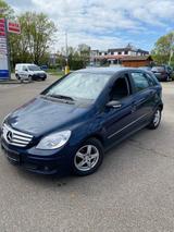 Mercedes-Benz B 150 B B 150 - blaue Mercedes-Benz B 150