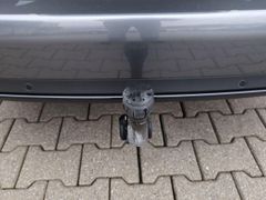 MERCEDES-BENZ C 220 d T Avantgarde~MultiBea.~Pano~Burm~HuD