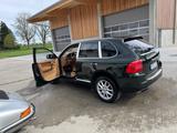 Porsche Cayenne Turbo WLS PTS dkl.grün ex W.Porsche - Porsche Cayenne aus 2006: Turbo