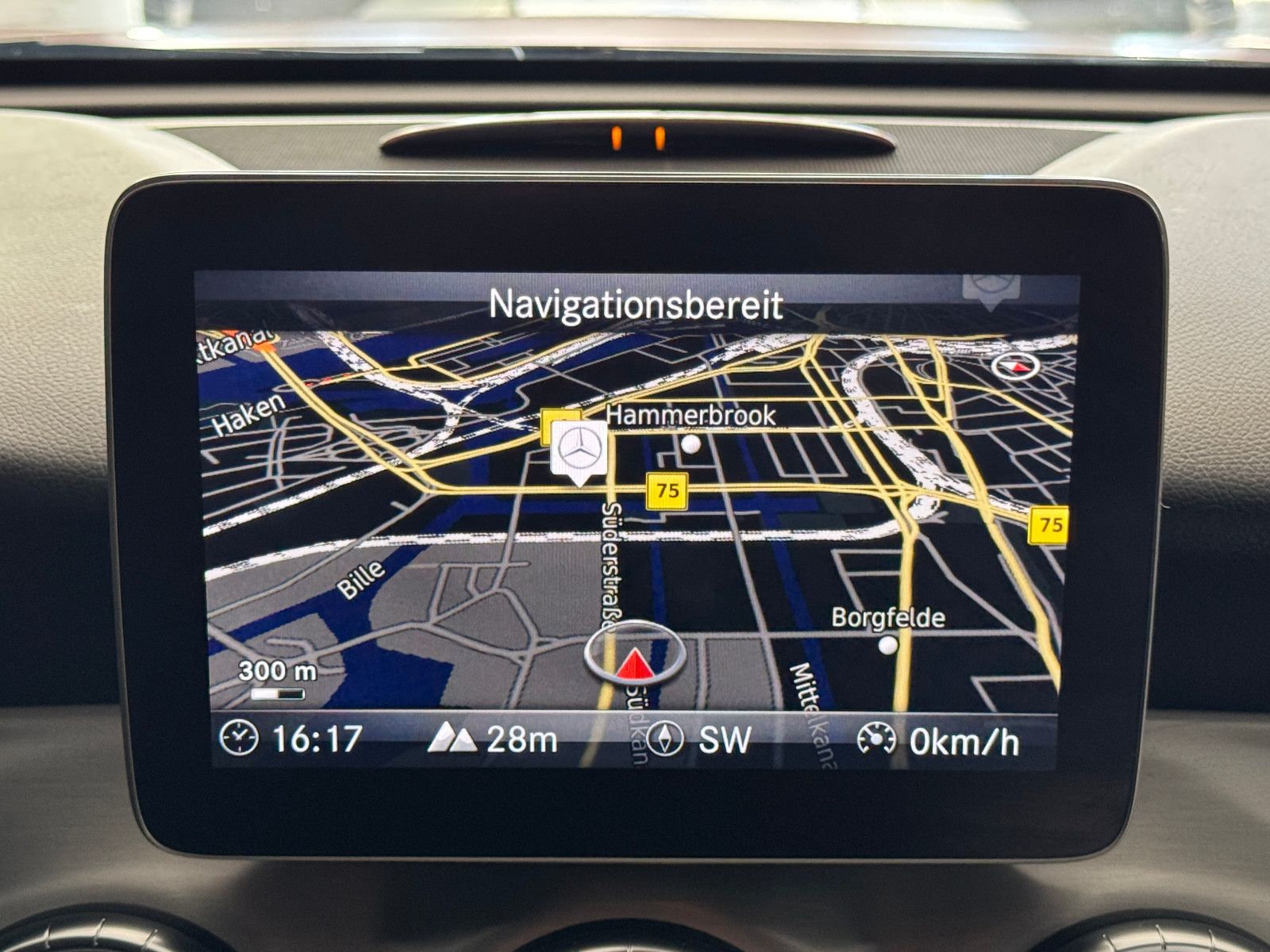 Fahrzeugabbildung Mercedes-Benz CLA 200 SB 3X AMG LINE NIGHT LED MATT FOLIERT