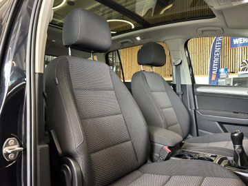 MYAUTOCENTER – Gebraucht- und Jahreswagen mit Werkstattservice in Pfaffenhofen Volkswagen Touran Comfortline BMTStart-Stopp *Pano*AHK*