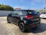 Kia Rio Edition 7 Sportsitze Sport Lenkrad - Kia Rio: Sport