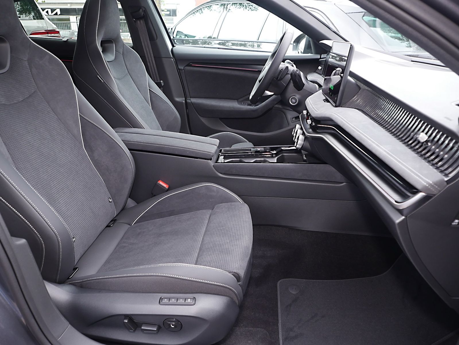 Skoda Superb - Bild 5