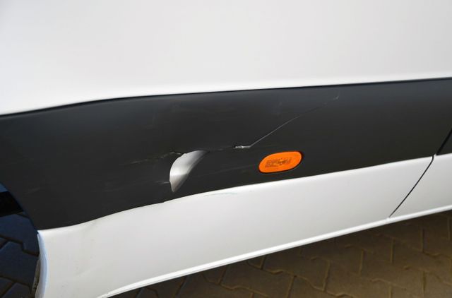 Fahrzeugabbildung Mercedes-Benz Sprinter 317 CDI Maxi Ka Klima Tempomat #73T166