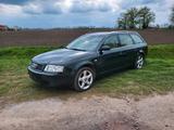 Audi A6 4b C5 Avant 1,8T - Audi A6 aus 2003: Kombi