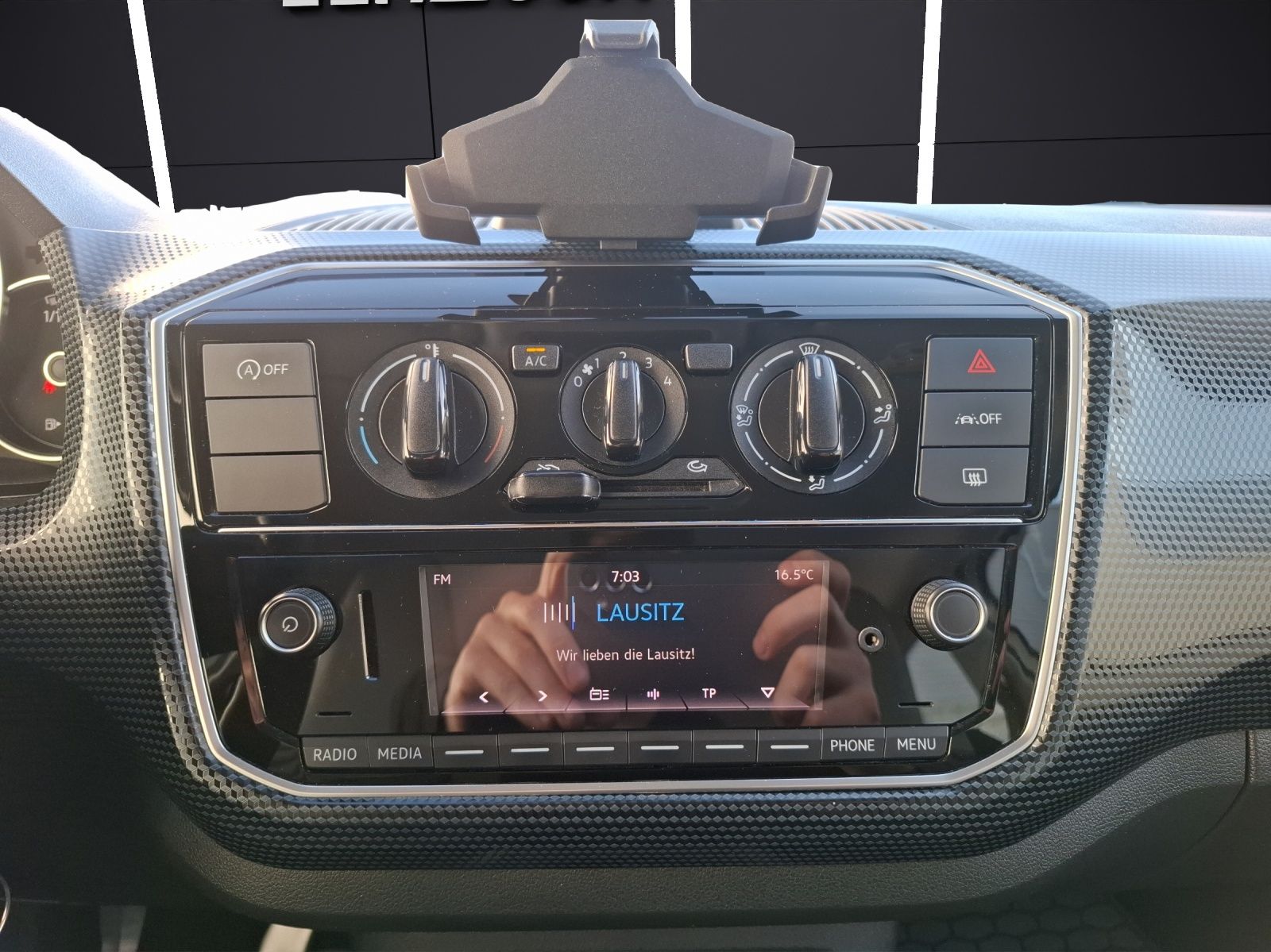 Fahrzeugabbildung Volkswagen up! 1.0 Klima DAB GRA RFK SH