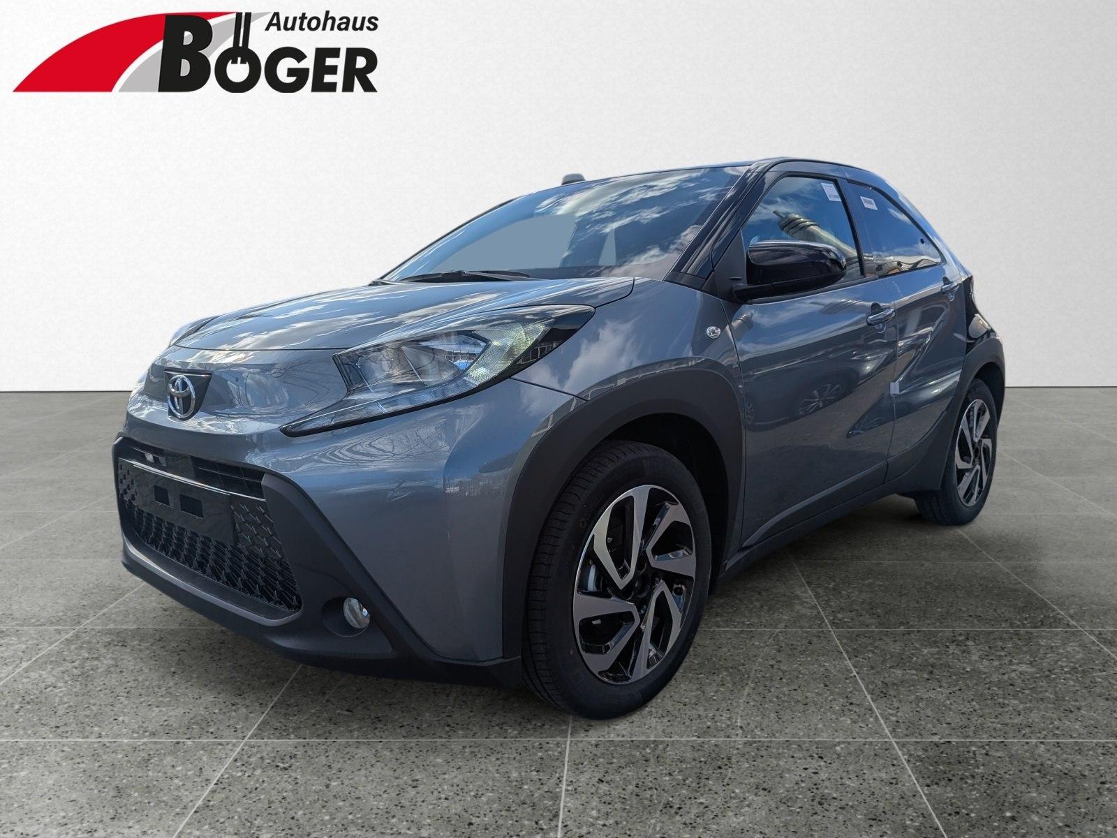 Toyota Aygo X 1,0 Teamplayer *SHZ APPLE CAR KMAERA*