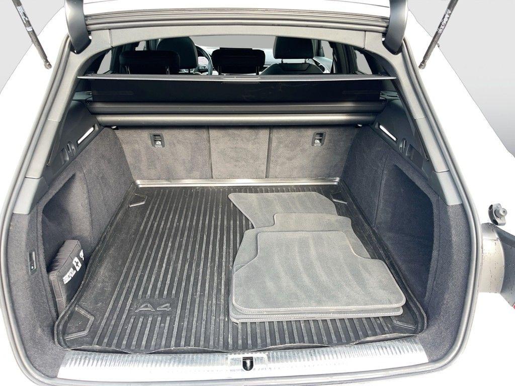 Audi A4 Avant 50 TDI quattro S line Navi Pano Matrix 