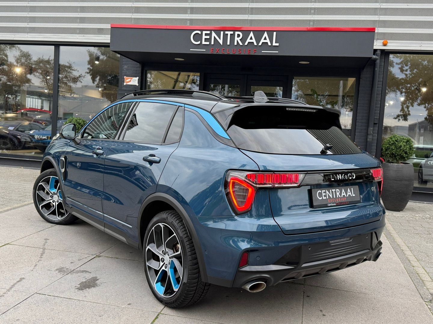 Lynk&Co 01 1.5 Zwarte Hemel|Pano|NL-Auto|Keyless|Infinit imagem 3