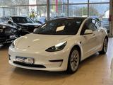 Tesla Model 3 RWD*Pano*R.cam*ACC*Leder*WiFi*Navi*DAB - Tesla Model 3 in Bonn