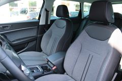 SEAT Ateca 2.0 TDI Style DSG LED Navi Ahk Fahrass Rfk SEAT Ateca 2.0 TDI Style DSG LED Navi Ahk Fahrass Rfk
