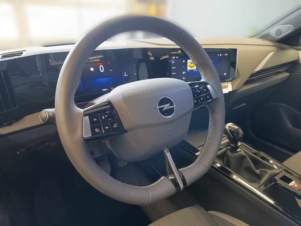 Fahrzeugabbildung Opel Astra L 5-trg. Edition 96 KW