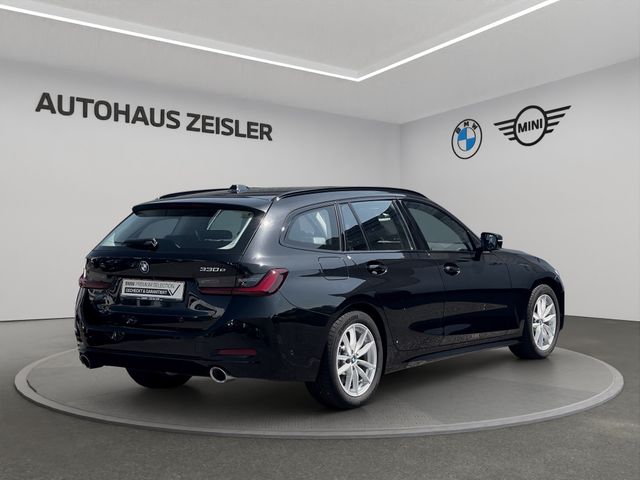 Foto Nummer 2: BMW 330e